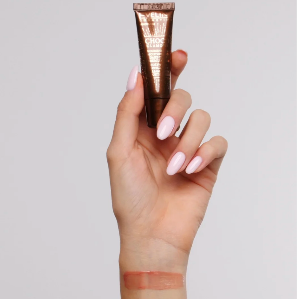 Balsam-serum hrănitor și hidratant pentru buze Choco Glamour Eveline